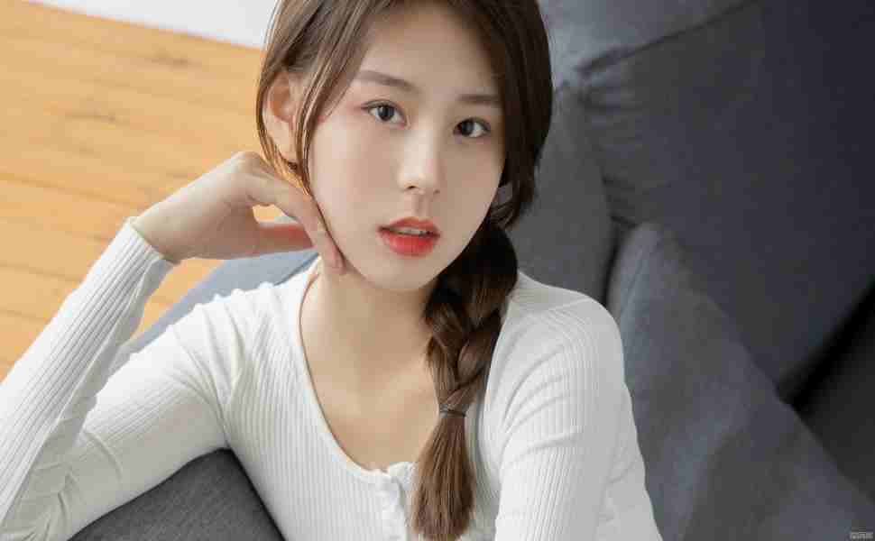 >2025新澳天天彩免费600和2025新门正版彩免费资本最新版